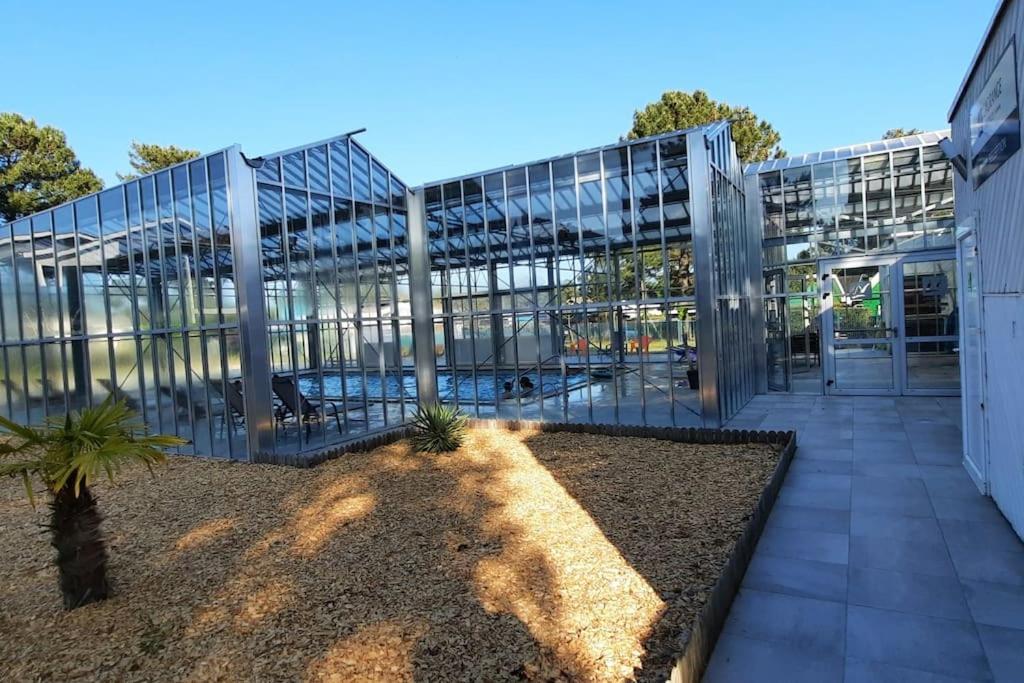 Chez Ced Et Laeti, Appartement Prive Avec Jardin Et Terrasse Dans Residence L'Estuaire Muni D'Une Piscine Couverte Et Aire De Jeu, Linge De Lit Et De Salle D'Eau Ainsi Que Tele, Compris Dans Le Tarif Profitez A Fond De Notre Belle Region Le Verdon-sur-Mer Kültér fotó