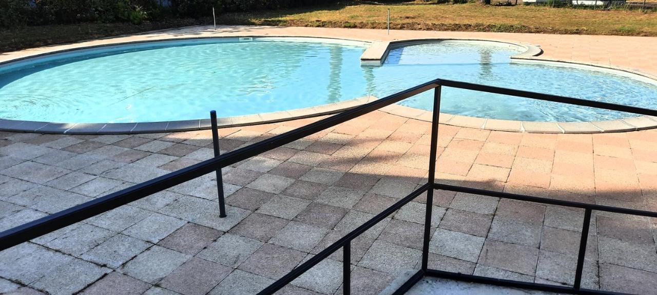 Chez Ced Et Laeti, Appartement Prive Avec Jardin Et Terrasse Dans Residence L'Estuaire Muni D'Une Piscine Couverte Et Aire De Jeu, Linge De Lit Et De Salle D'Eau Ainsi Que Tele, Compris Dans Le Tarif Profitez A Fond De Notre Belle Region Le Verdon-sur-Mer Kültér fotó